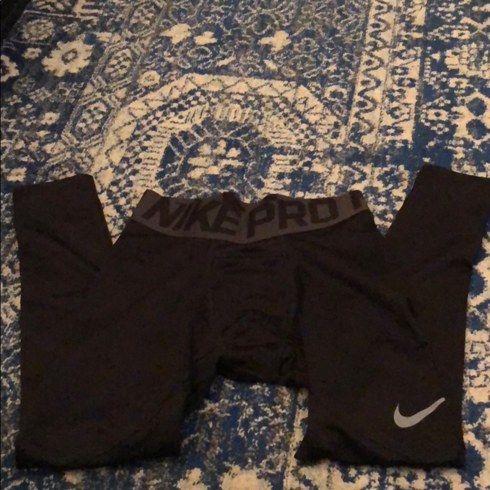 Nike pro leggings drifit large